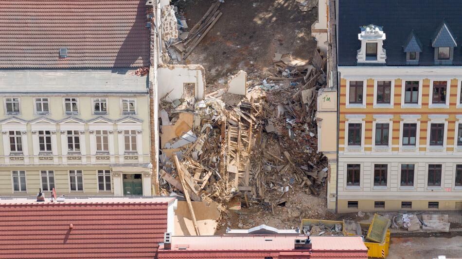 Zwei Festnahmen nach Hauseinsturz mit drei Toten in Görlitz