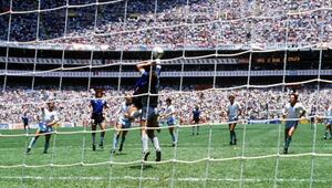 Diego Maradona, Peter Shilton
