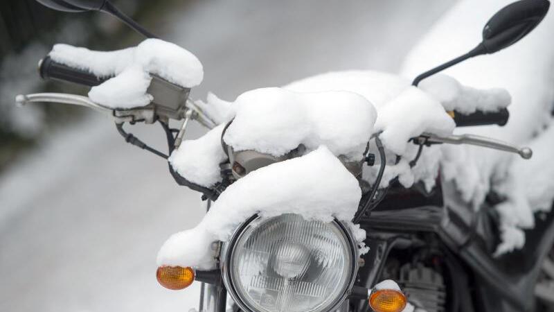 Motorrad im Winter