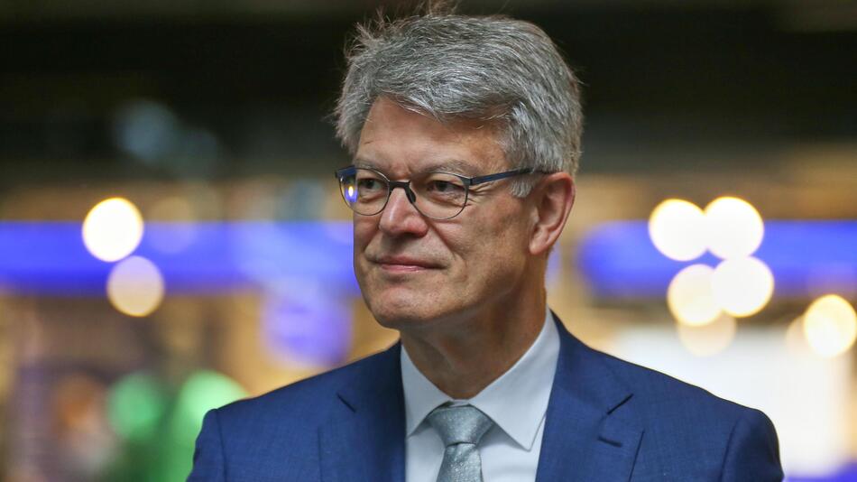 Verkehrsminister Schnieder will um Entlassung bitten