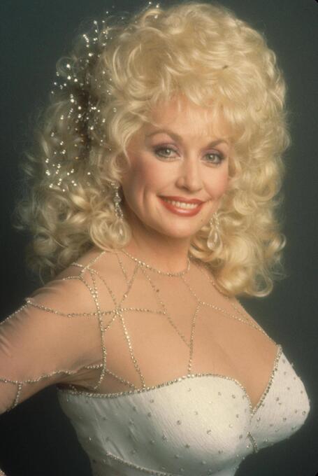 dolly-parton-ist-gestorben-das-ereignisreiche-leben-der-country