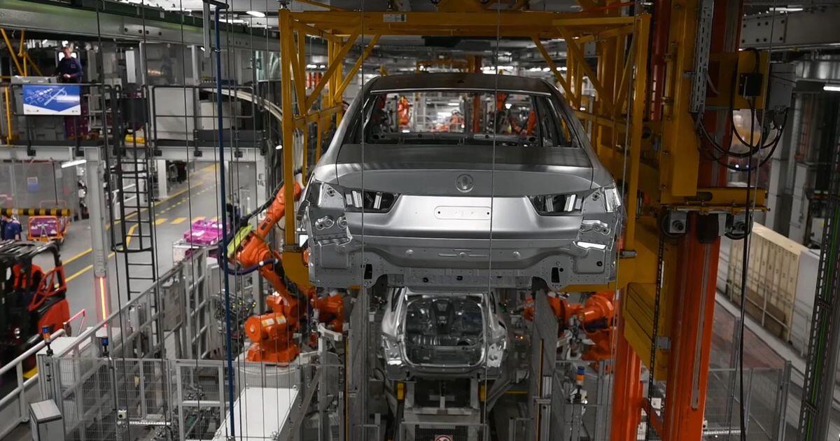 Automotive industry weakens in the first half of the year