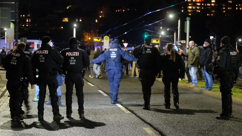 Coronavirus - Protest gegen Corona-Politik in Plauen