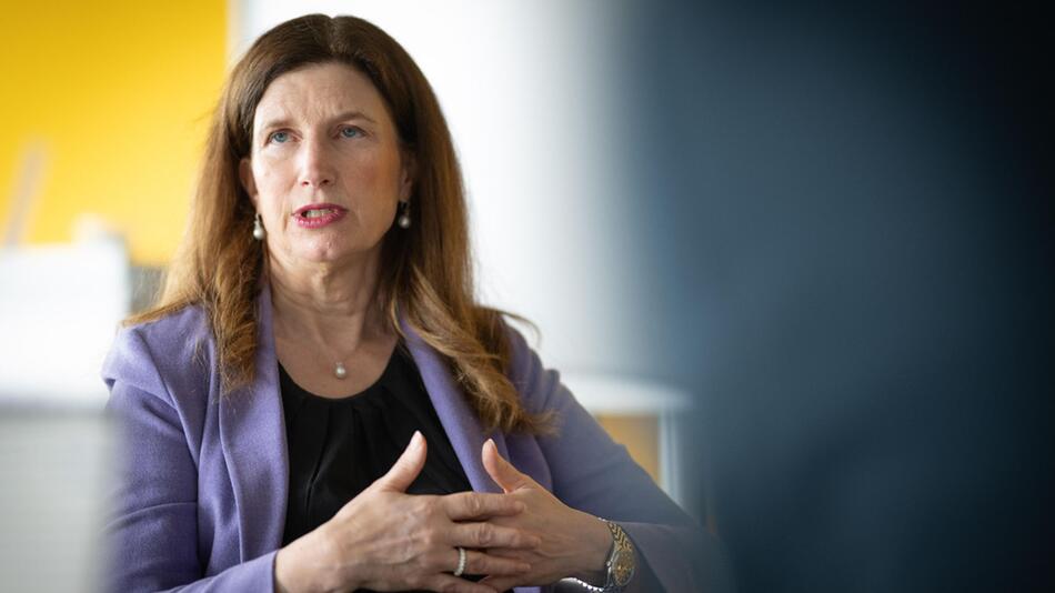 Commerzbank-Chefin: "Wir dachten erst, das ist fake"