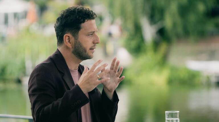Berlin direkt – Sommerinterview 2026: Felix Banaszak