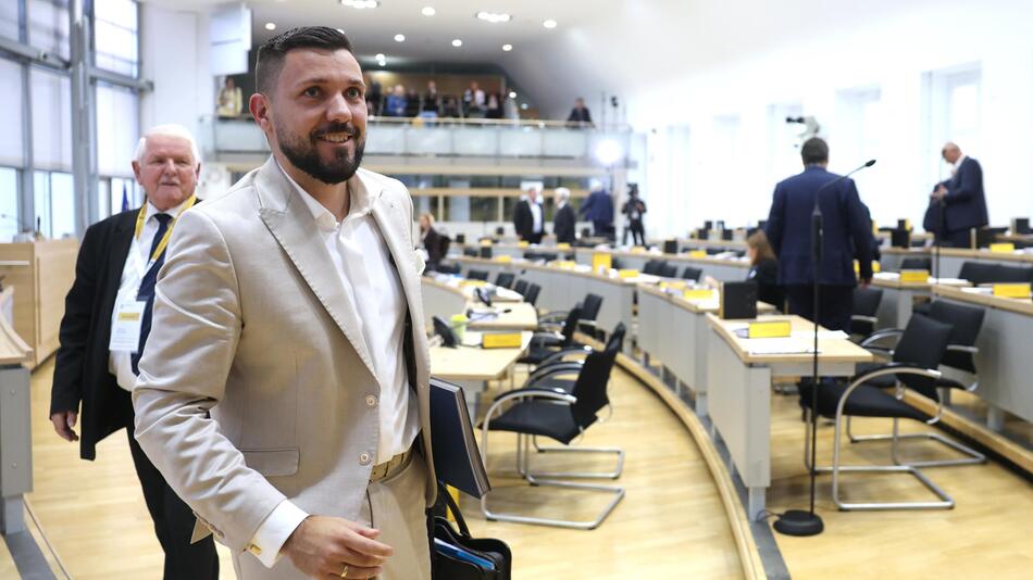 AfD stellt erstmals Landtagspräsidenten – der verspricht "Fairness"