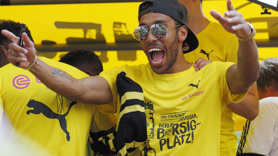 Pierre-Emerick Aubameyang, Borussia Dortmund, Transfer News