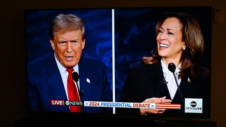 Donald J. Trump, Kamala Harris