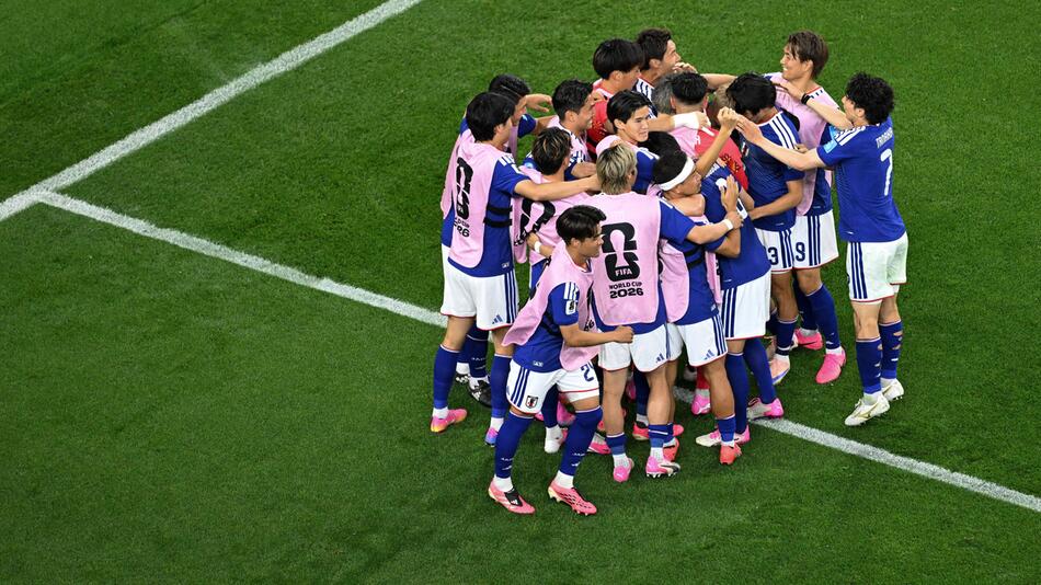 Japan und Australien feiern Weiterkommen – Türkei-Sieg zum WM-Abschluss