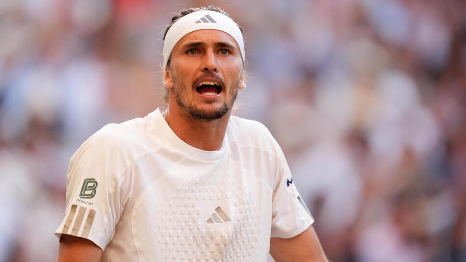 Schrecksekunde und Schlägerwurf: Zverev verliert Wimbledon-Finale