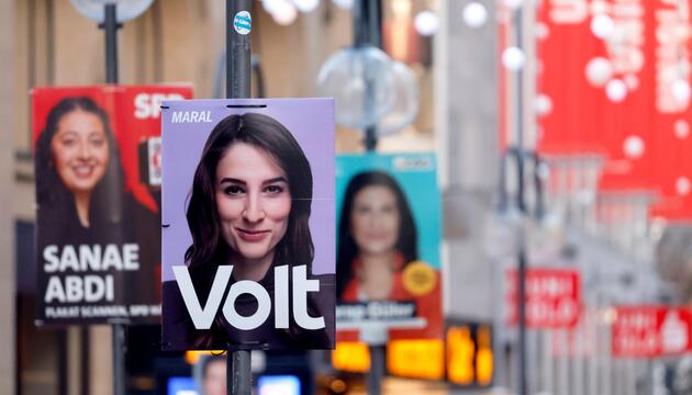 Wahlplakate von Volt, SPD und CDU