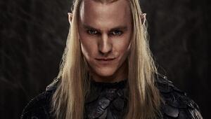 Charlie Vickers verkörpert in "Die Ringe der Macht" erneut Tolkien-Oberschurke Sauron.