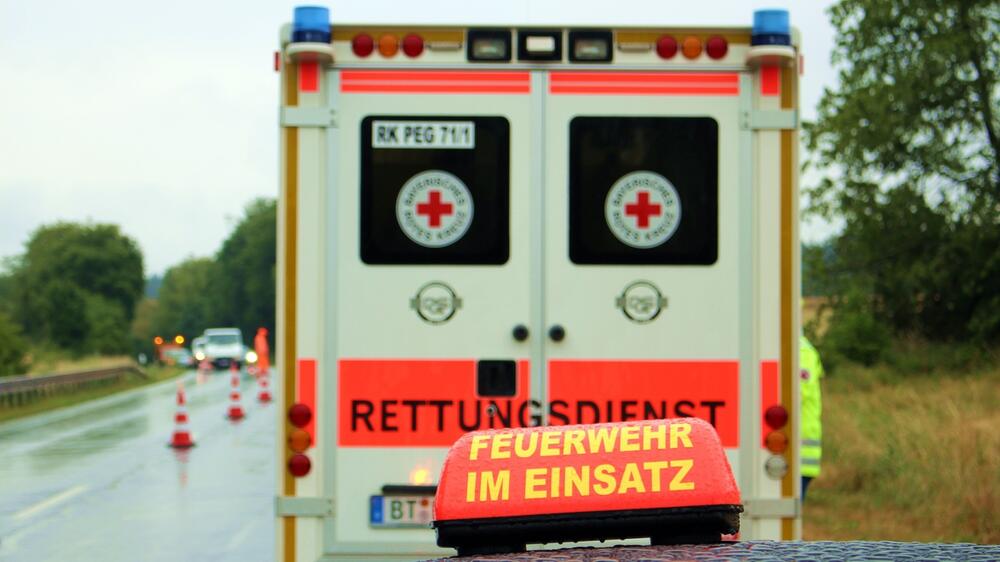 Die Frau wurde ins Krankenhaus gebracht.