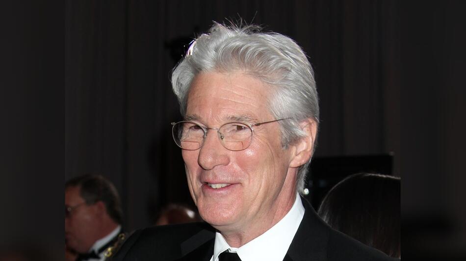 Richard Gere geht endlich in Serie.