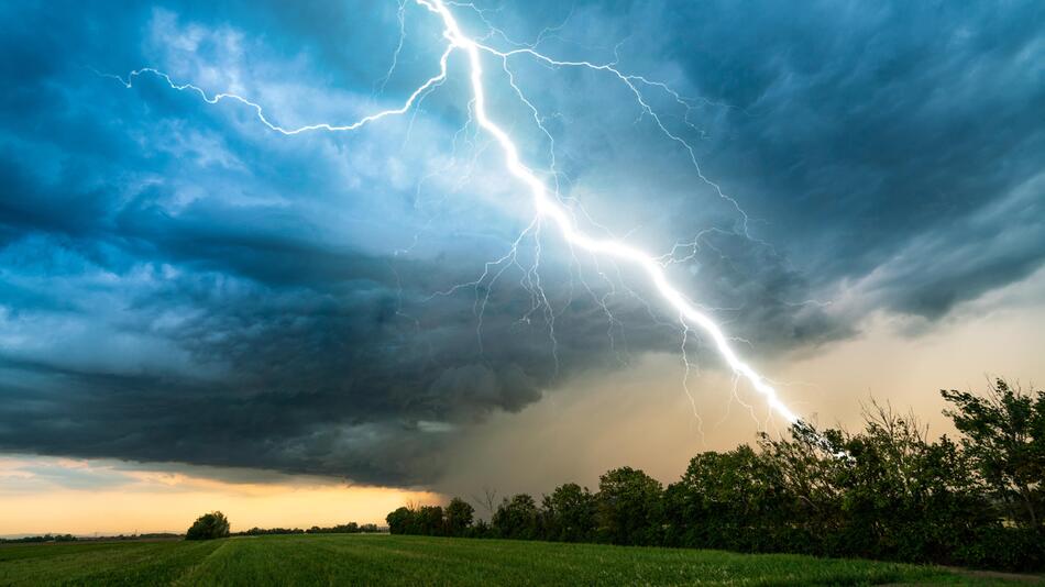 Das sollten Sie bei Gewitter lieber lassen