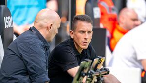 Trainer Daniel Bauer beim VfL Wolfsburg