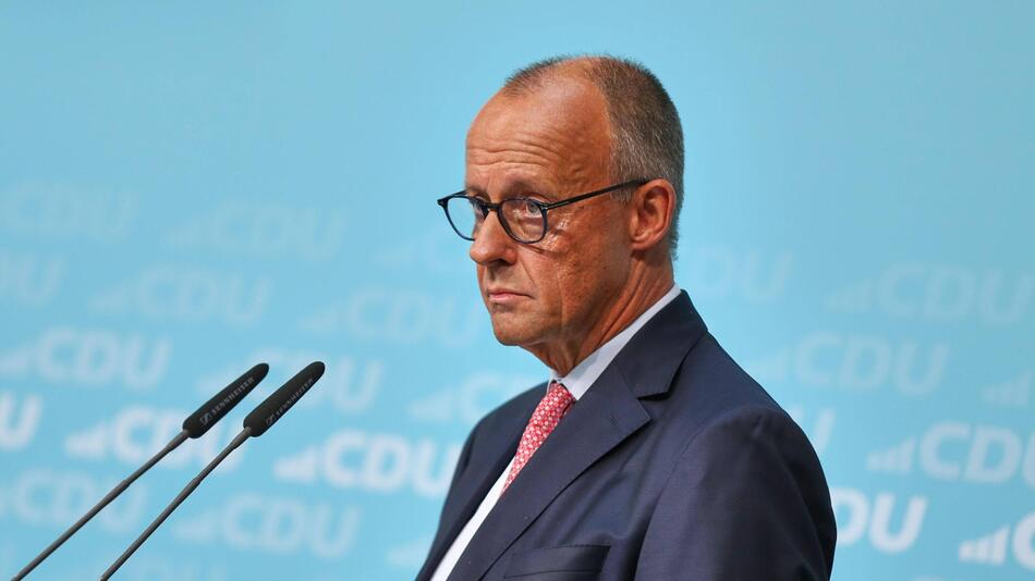 Laschet warnt: "Kanzlerwechsel aus dem Nichts wäre extrem schädlich"