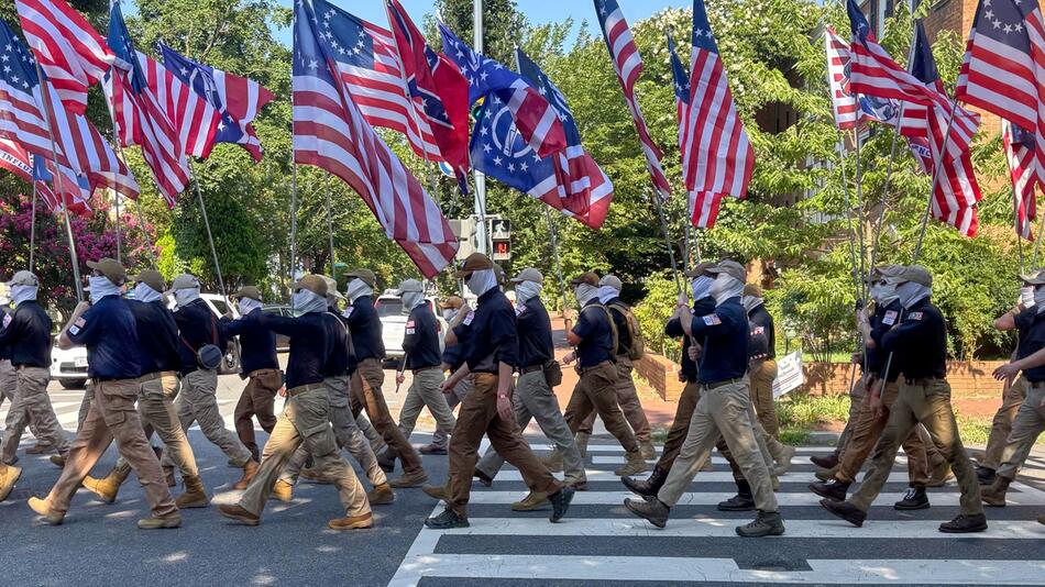 Was ist die "Patriot Front"?