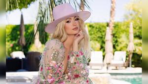 Paris Hilton darf mit ihren Looks beim Coachella-Festival nicht fehlen: Hier vereint sie gleich ...