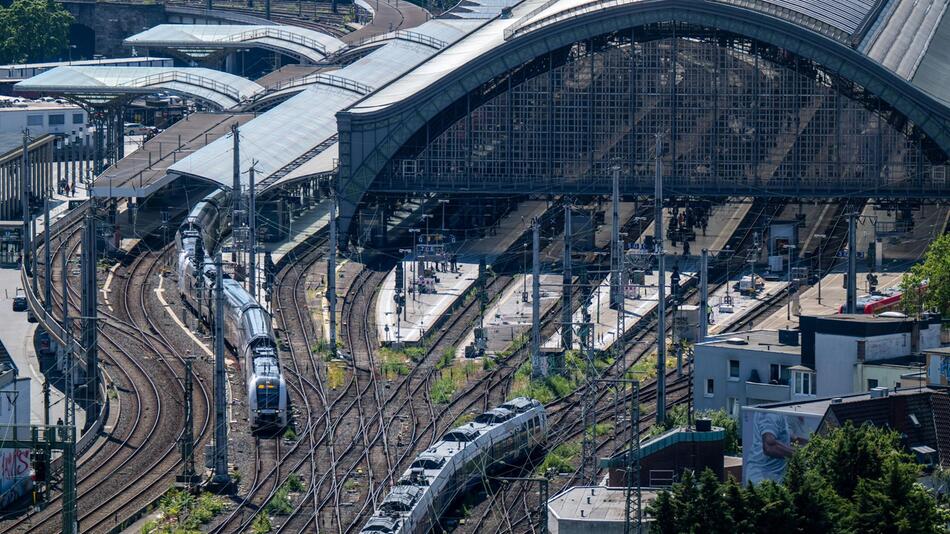 Police operation: Closures at Cologne Central Station - serious impact on traffic