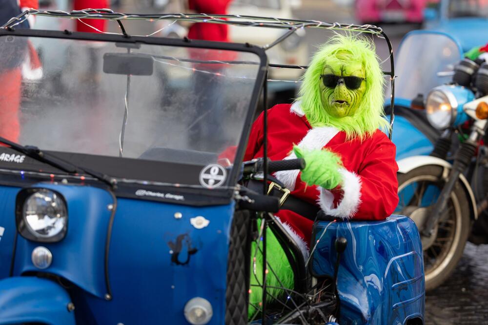 Weihnachtsausfahrt mit DDR-Oldtimern in Erfurt