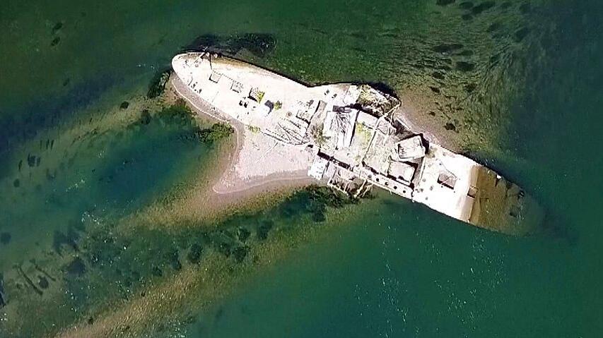 Dürre legt historischen Dampfer frei