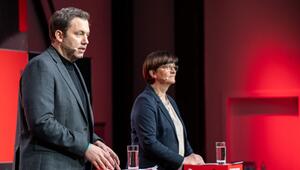 Fordern Brandmauer gegen Rechts: Lars Klingbeil und Saskia Esken