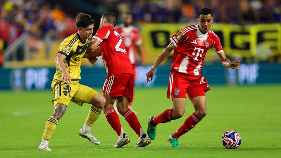 Spieler des FC Bayern setzen sich gegen Boca durch