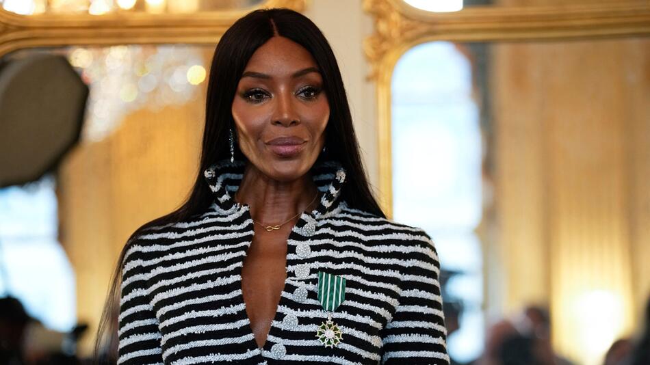 Mismanagement: Charity Ban for Naomi Campbell