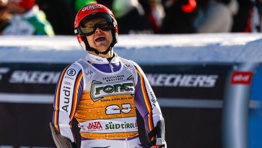 Fabian Gratz im Ziel von Alta Badia