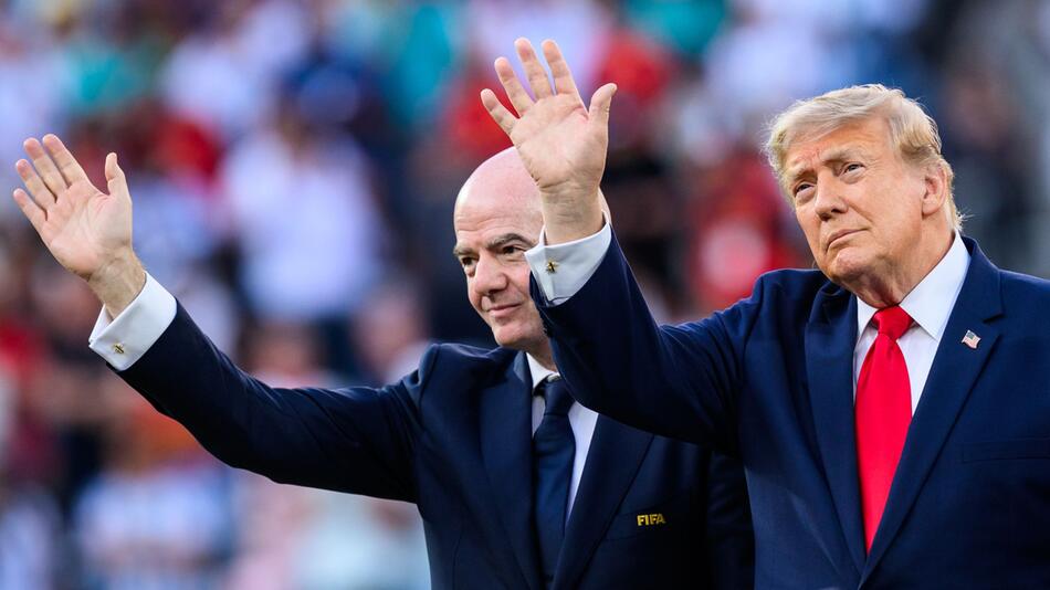 Trump warnt FIFA vor der Absetzung von Gianni Infantino
