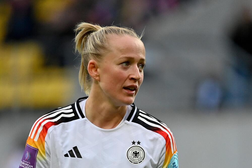 DFB-Stürmerin Lea Schüller