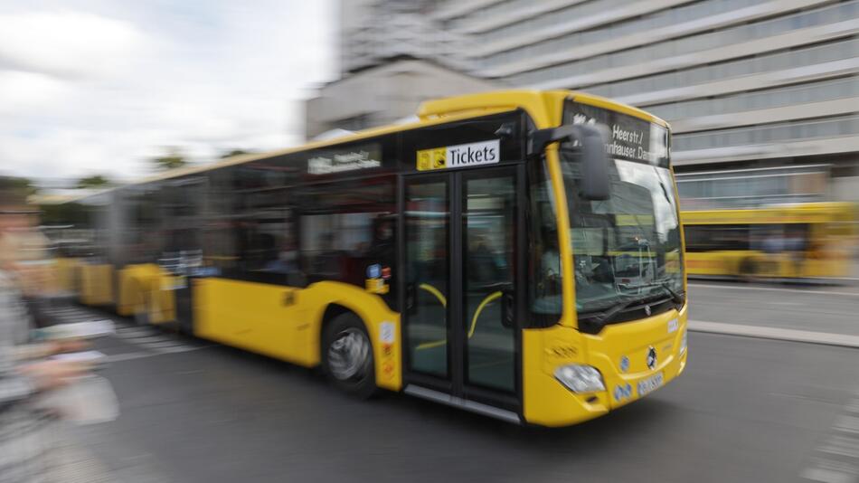 Bus der BVG in Berlin