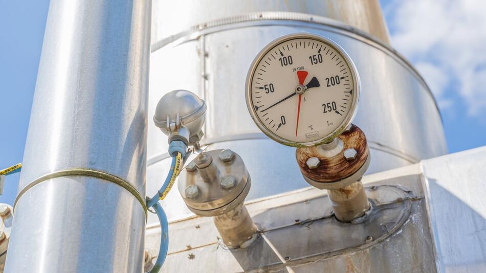 Leerlaufende Gasspeicher: Ministerin will nun doch handeln
