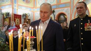 Putin beim orthodoxen Weihnachtsgottesdienst