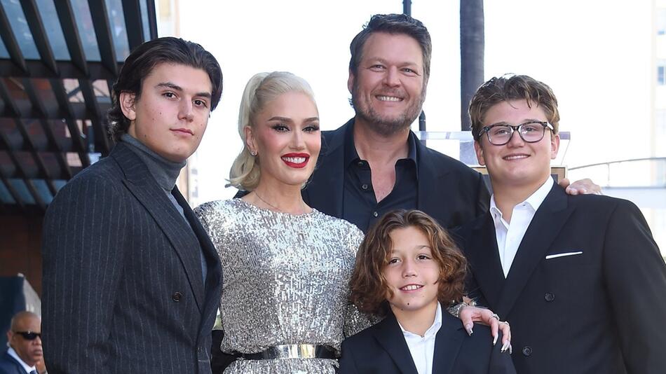 Gwen Stefani mit ihren Söhnen und Ehemann Blake Shelton.