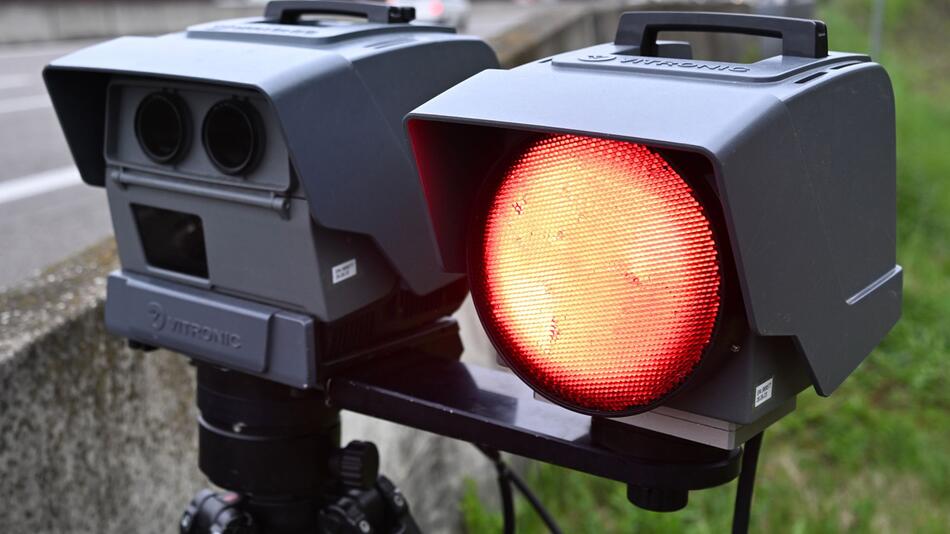 Polizei stoppt Porschefahrer mit Tempo 312