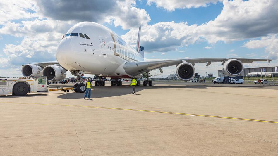 Risse an Flügeln von Passagierjets – diese Airlines sind betroffen