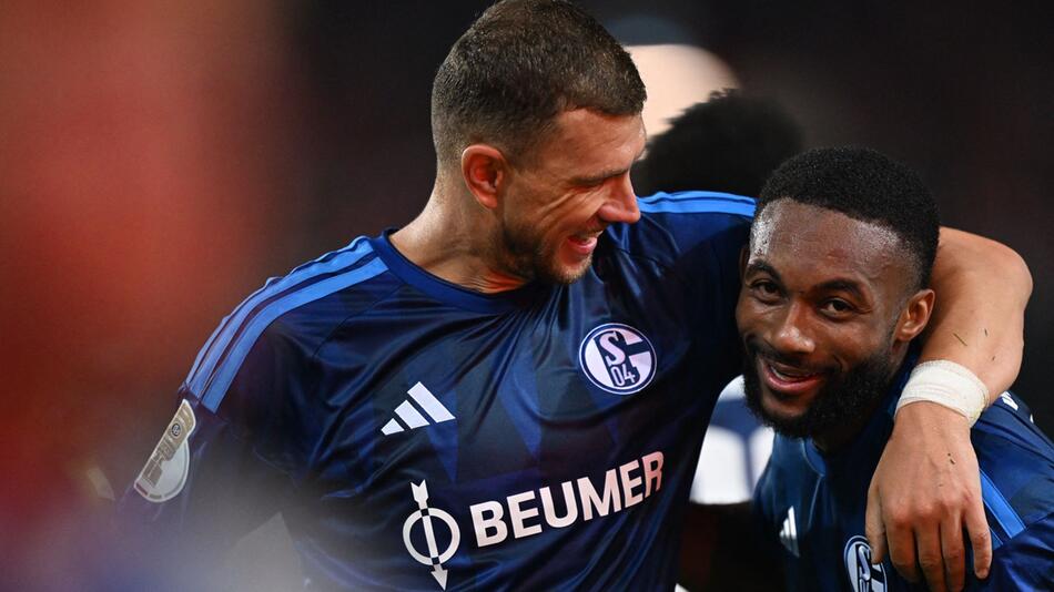 Noch in Tor! Schalke macht in der Verlängerung den Sack zu