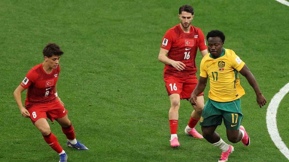 Der Türkei droht der Fehlstart: das Spiel gegen Australien jetzt live verfolgen