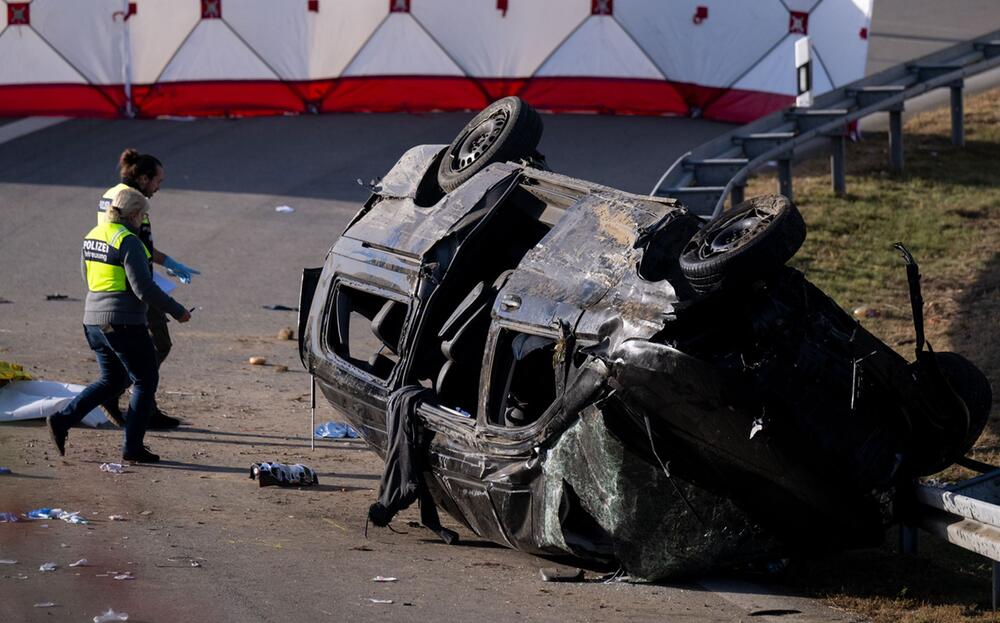 Tote und Verletzte bei Unfall in Bayern