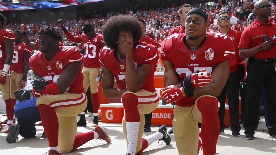 Eli Harold, Colin Kaepernick, Eric Reid