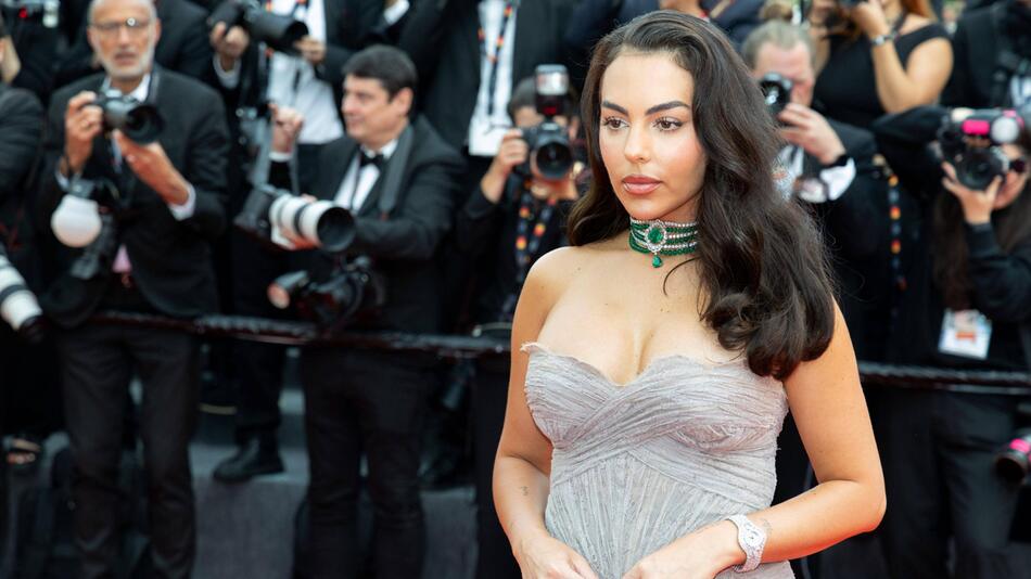 Georgina Rodriguez funkelt in Cannes – ihr Schmuck hat mehr als 300 Karat
