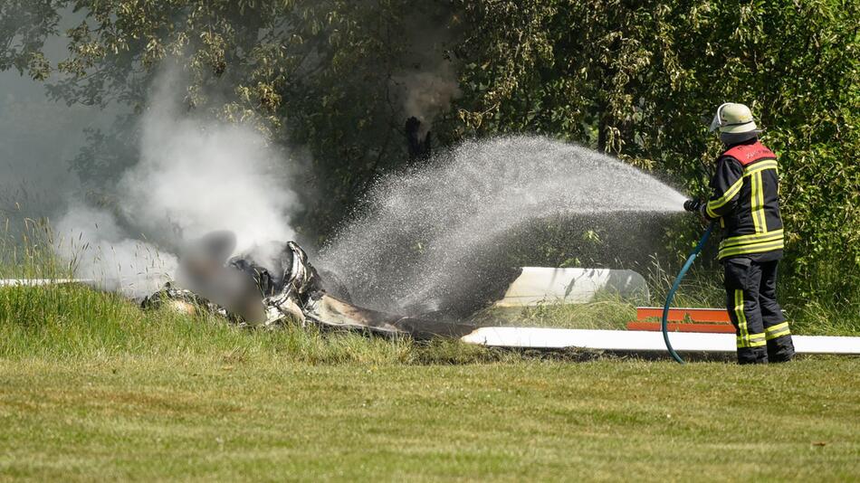 Pilot bei Absturz von Segelflieger tödlich verletzt