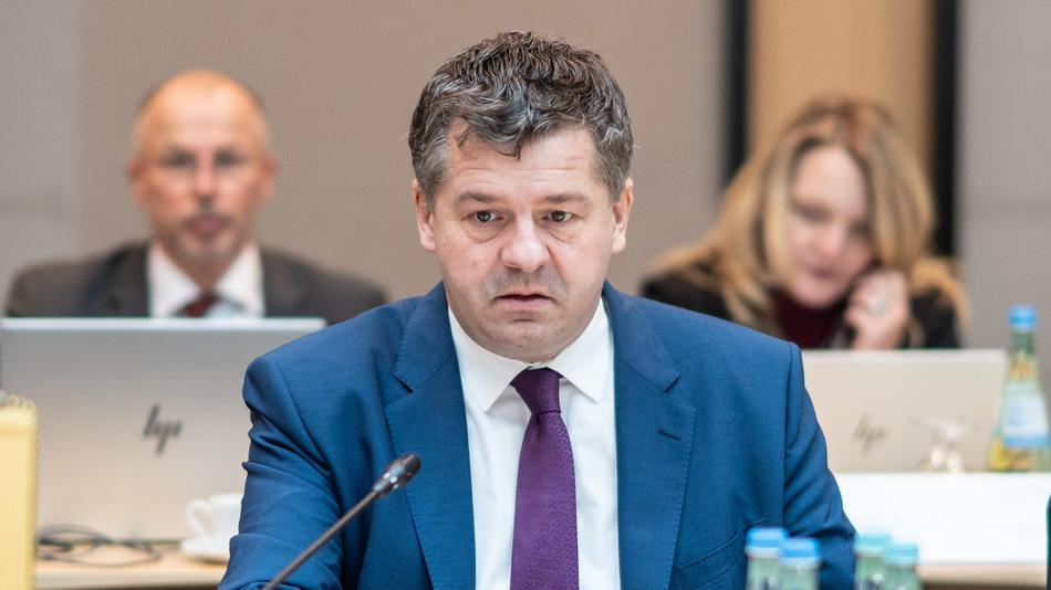 Sachsen-Anhalts CDU-Chef Schulze räumt in Brief an Basis Fehler ein