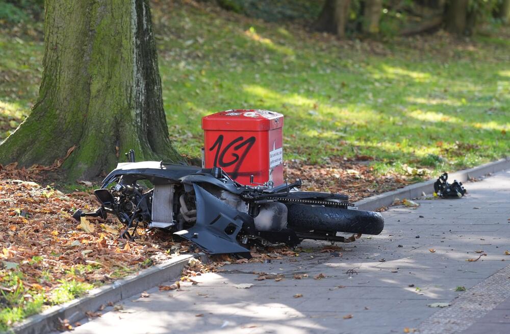 Schwerer Verkehrsunfall mit Motorradfahrer