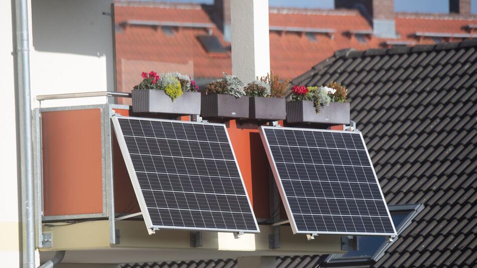 Solarmodule als "Balkonkraftwerke"