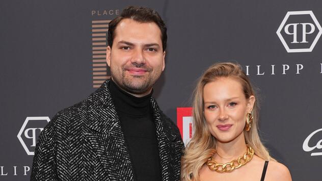 So einträchtig wie hier im Februar 2024 ist es zwischen Jimi Blue Ochsenknecht und Laura-Marie ...