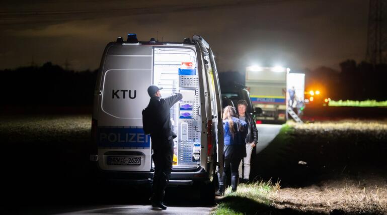 Polizeieinsatz am Umspannwerk in Dormagen