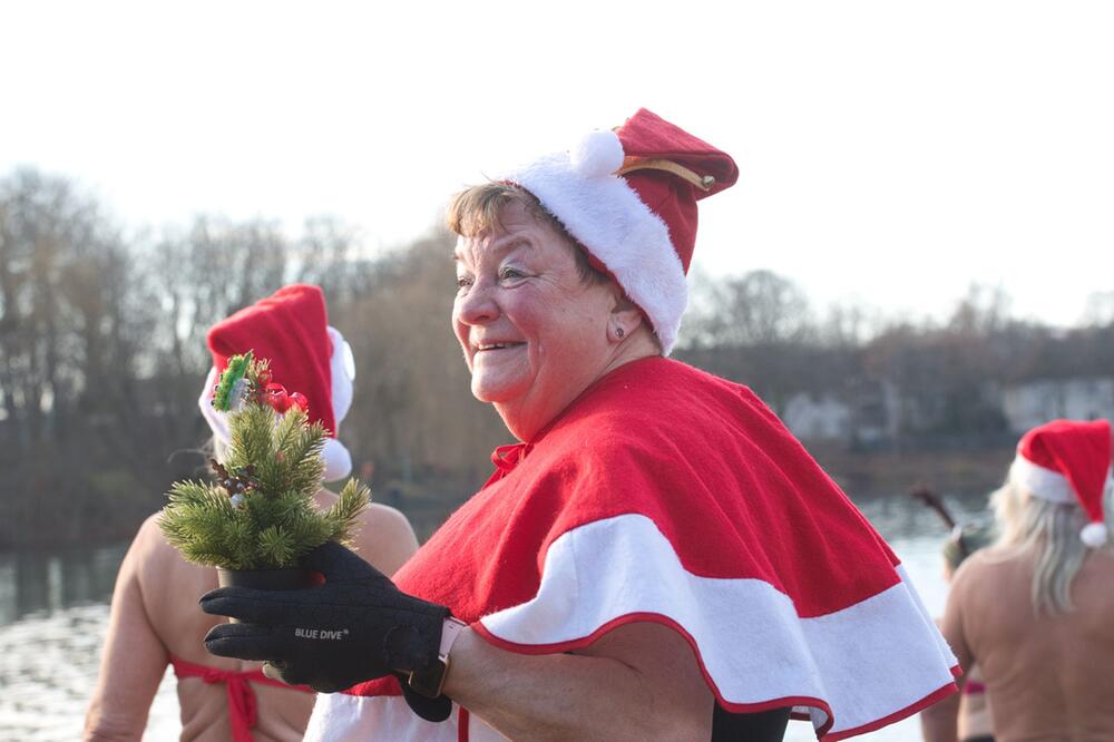 Weihnachtsbaden im Orankesee